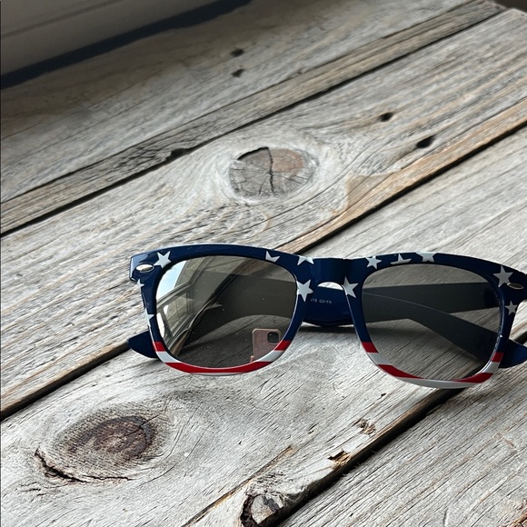 Accessories - Patriotic Sunglasses with Star Design